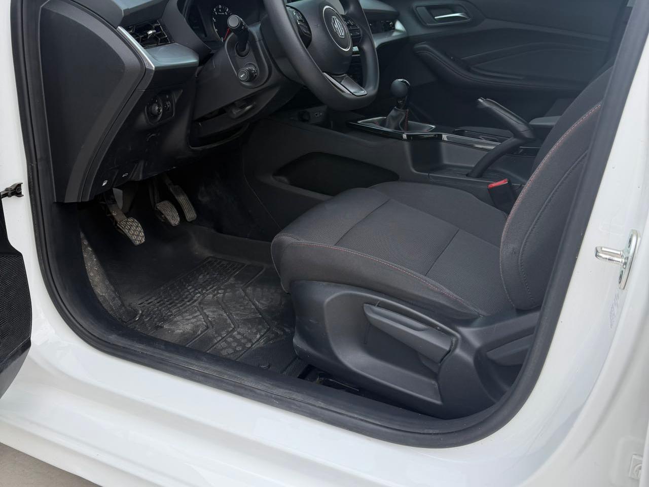 MG MG 5 2023 1.5L 180DVVT Luxury Manual