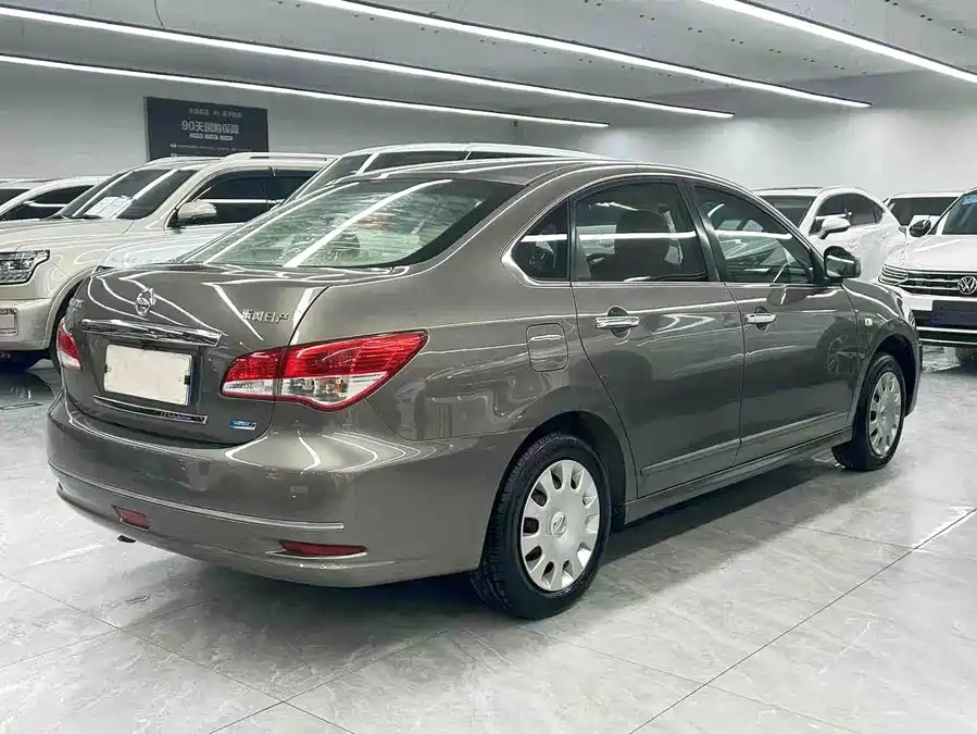 Nissan Nissan Sylphy Classic 2016 1.6XE Manual Comfort Edition