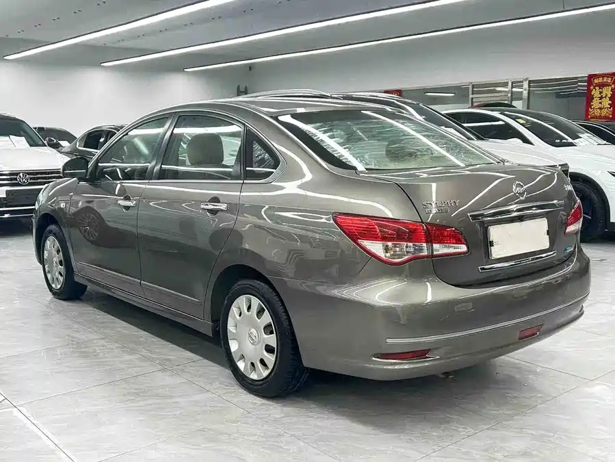 Nissan Nissan Sylphy Classic 2016 1.6XE Manual Comfort Edition