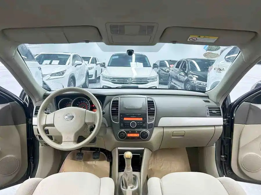 Nissan Nissan Sylphy Classic 2016 1.6XE Manual Comfort Edition