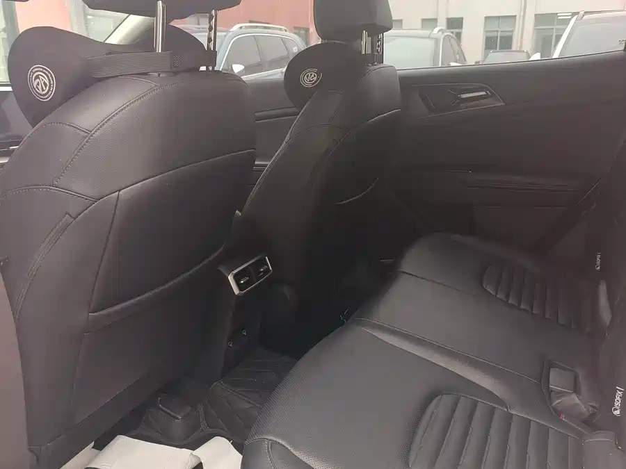 Kia Sportage 2023 2.0T 2WD Premium Edition