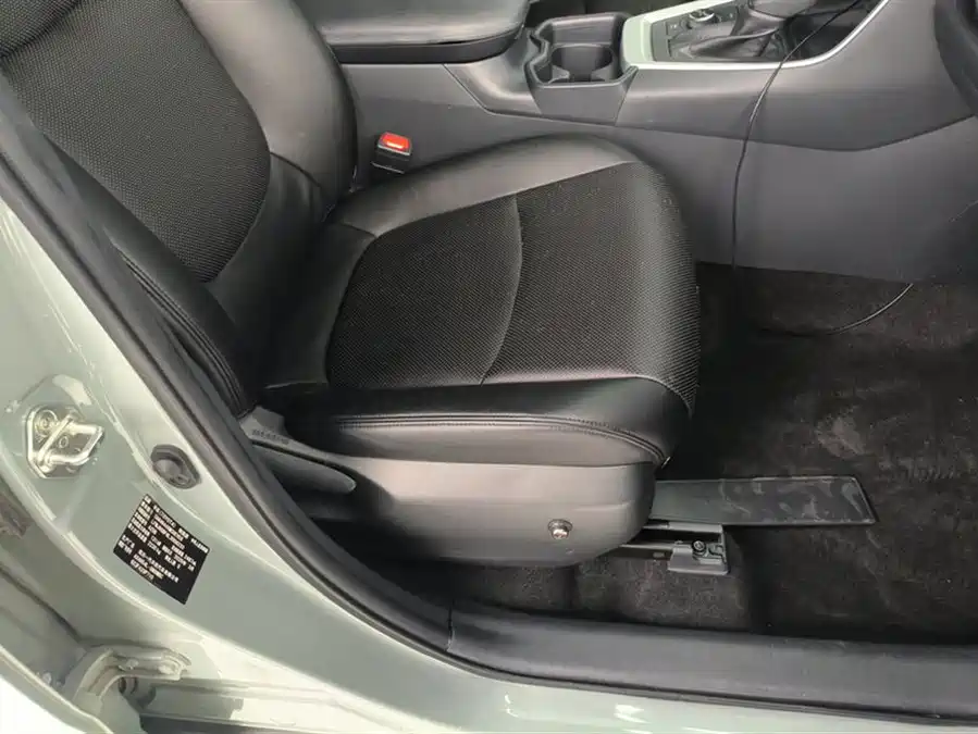 Toyota Toyota RAV4 Rongfang 2020 2.5L Hybrid E-CVT 4WD Elite Edition