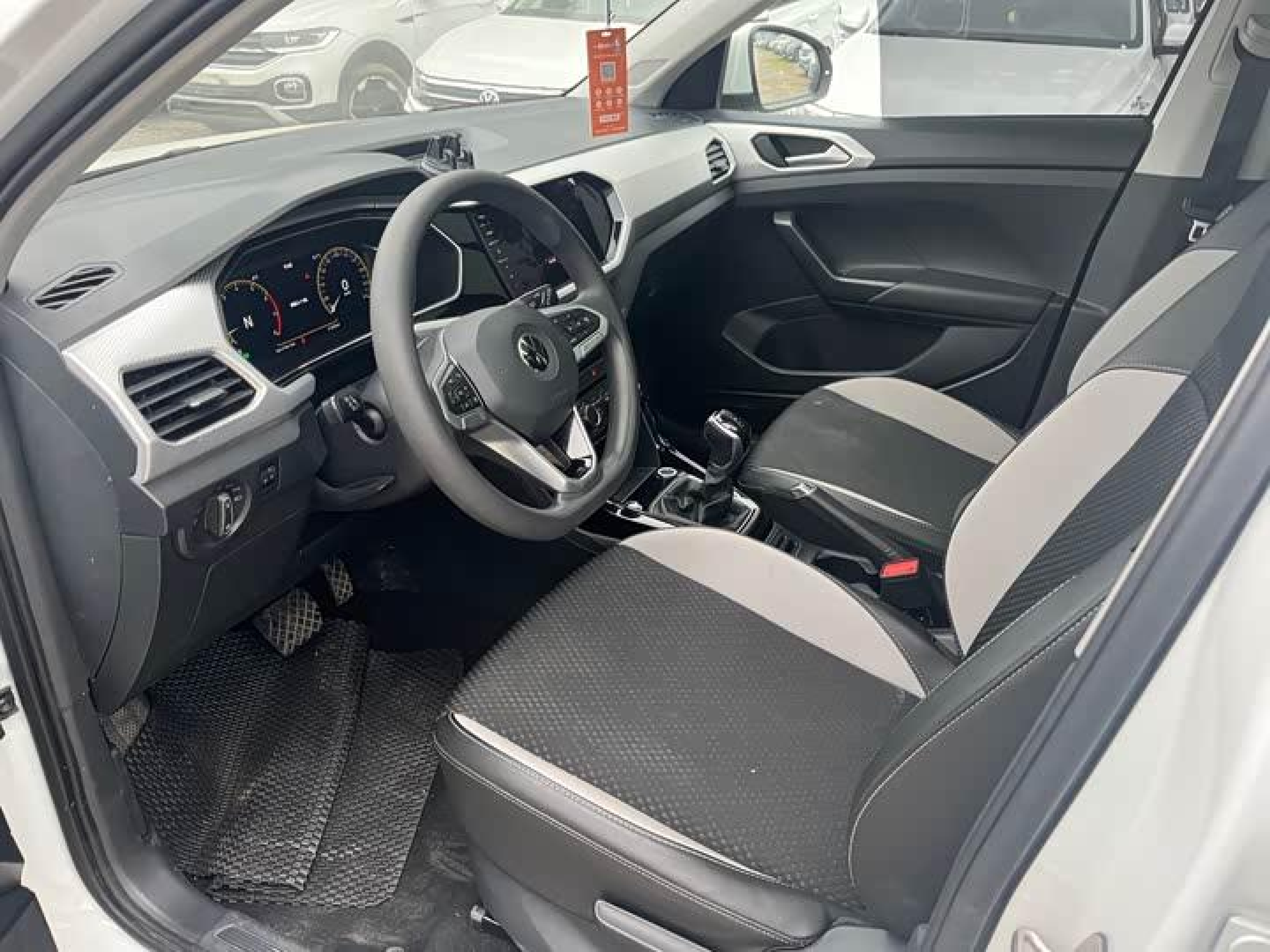 Volkswagen Volkswagen T-Roc 2023  200TSI DSG Smart Connect Edition