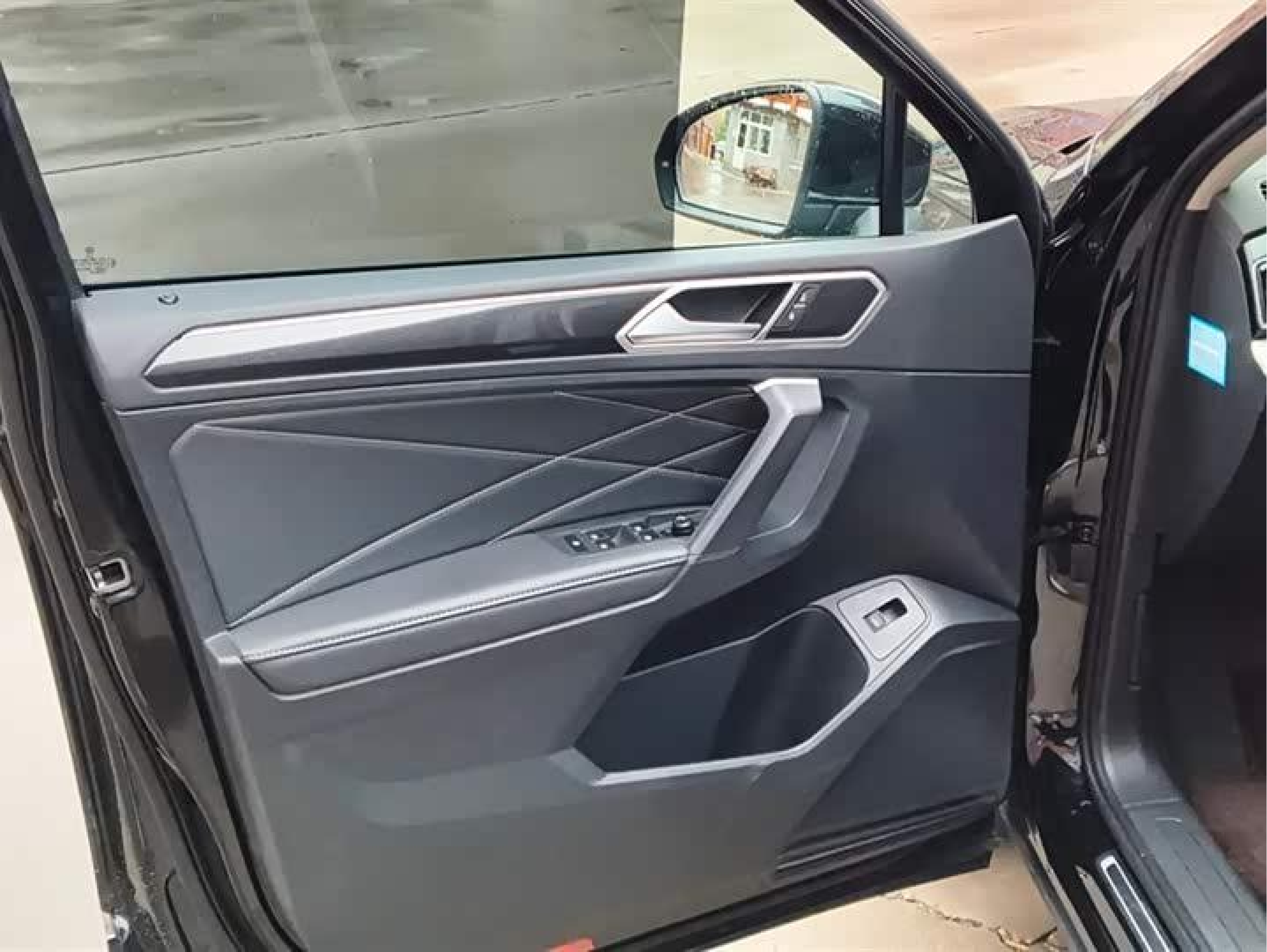 Volkswagen Volkswagen Tiguan L 2024 300TSI Automatic 2WD Smart Enjoyment Edition