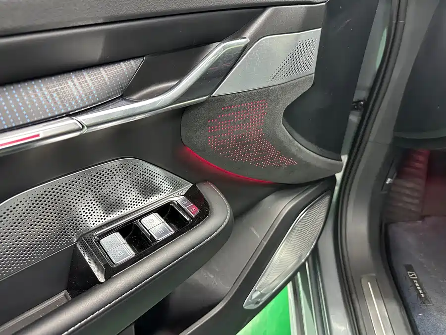 Zeekr Zeekr 001 2022 Long Range Single Motor WE Edition