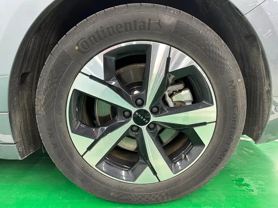 Zeekr Zeekr 001 2022 Long Range Single Motor WE Edition