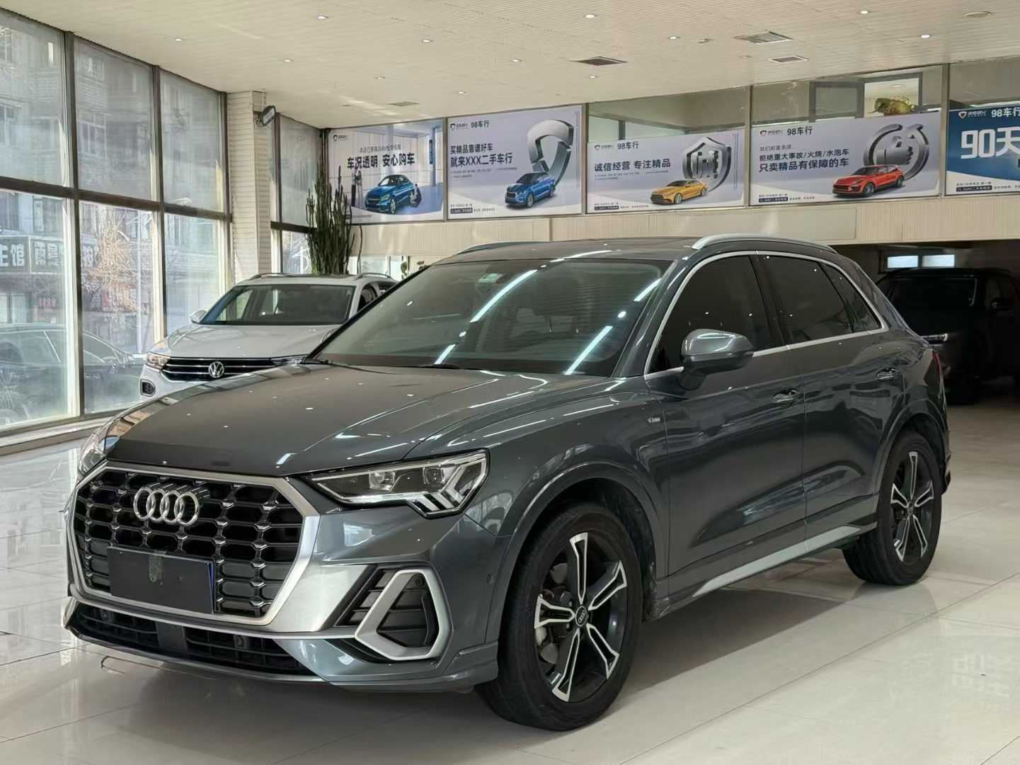 2021 Audi Q3 35 TFSI S line