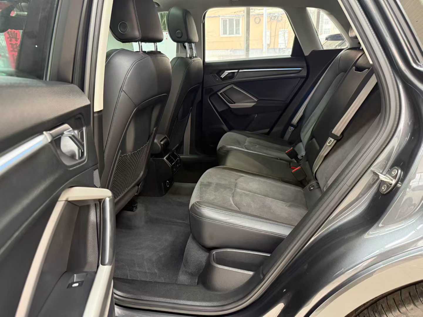 Audi 2021 Audi Q3 35 TFSI S line