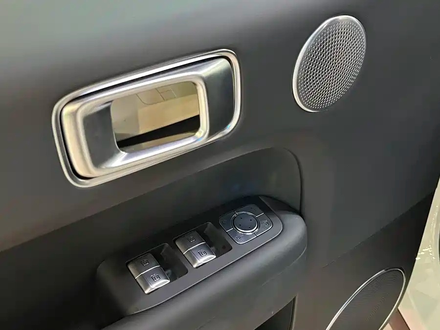 Li Auto 2024 Li L6 Pro