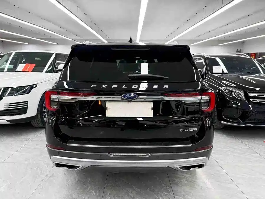 Ford Ford Explorer 2023 EcoBoost 285 AWD Titanium Edition 7-Seater