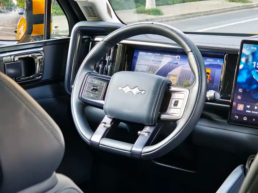 Leopard Leopard 5 2023 Navigator Edition