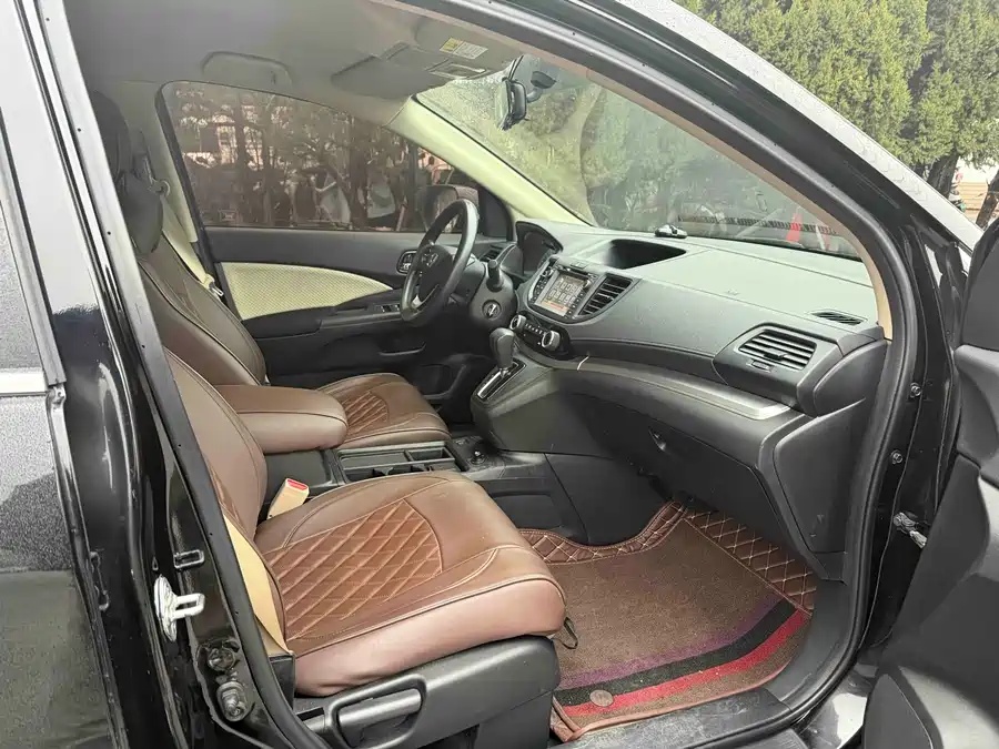 Honda 2016 Honda CR-V 2.0L 2WD Classic Edition