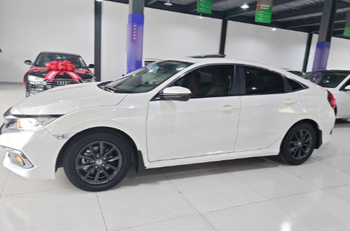 Honda 2016 Honda Civic 220TURBO CVT Premium Edition