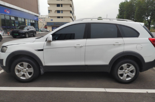 Chevrolet 2017 Chevrolet Captiva 2.4L 2WD City Edition 5-Seater