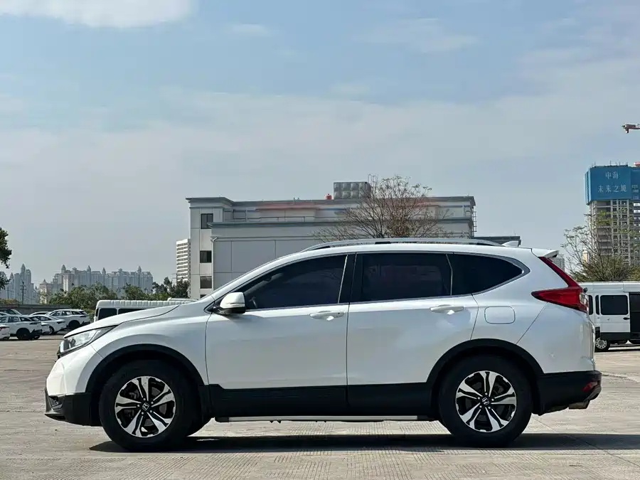 Honda 2017 Honda CR-V 240TURBO CVT 2WD Comfort Version