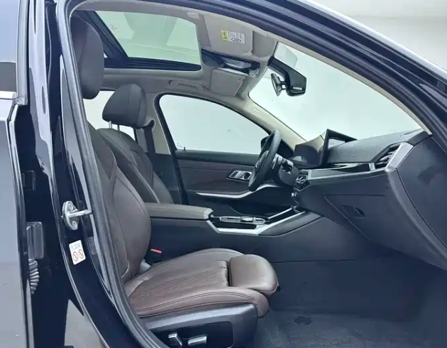 2023 BMW 3 Series  320Li M Sport