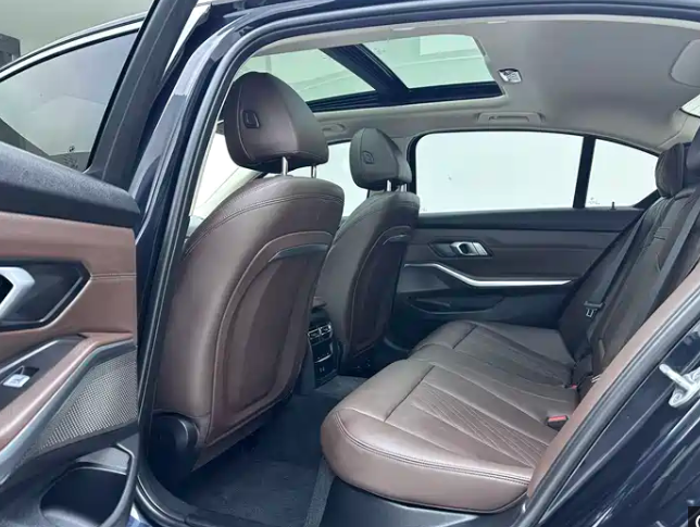 2023 BMW 3 Series  320Li M Sport