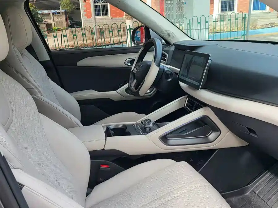 BYD 2024 BYD Yuan UP 401KM Superior