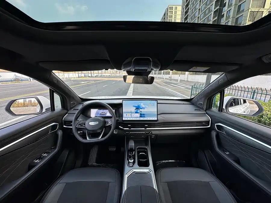 2025 Geely Okavango L 2.0T DCT Exclusiva