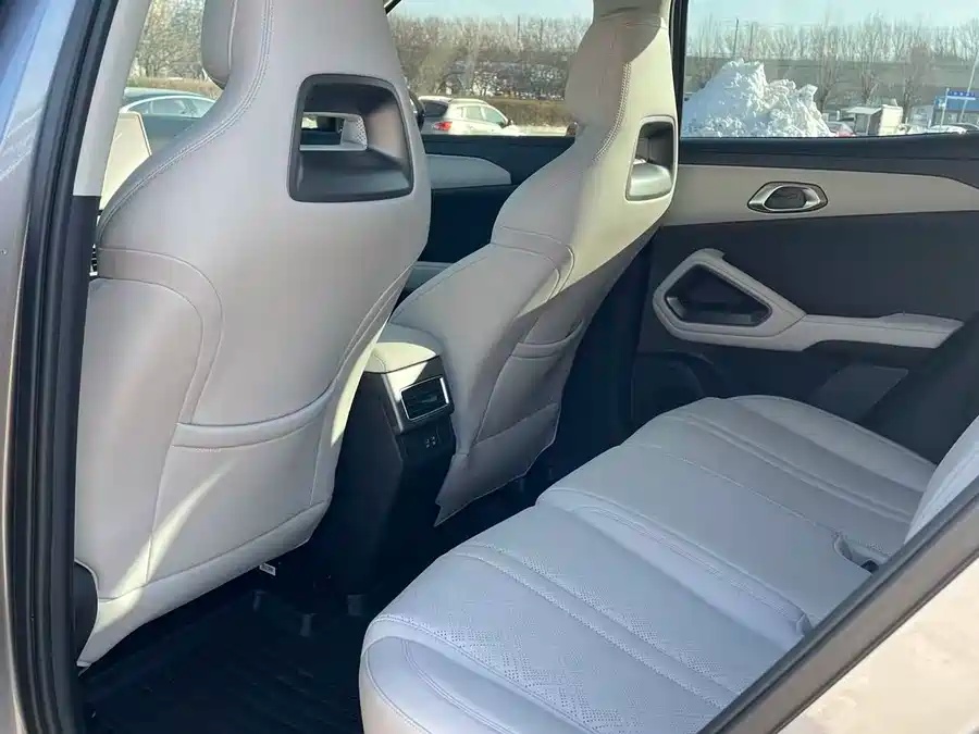 BYD BYD Yuan UP 2025 Intelligent Driving Edition 401KM Leading Model