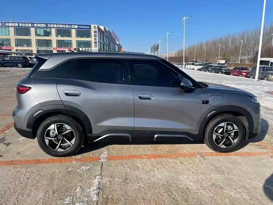 BYD BYD Yuan UP 2025 Intelligent Driving Edition 401KM Leading Model