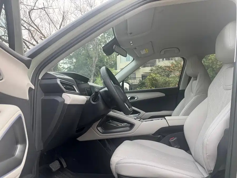 BYD Yuan UP 2024 401KM Vitality Edition