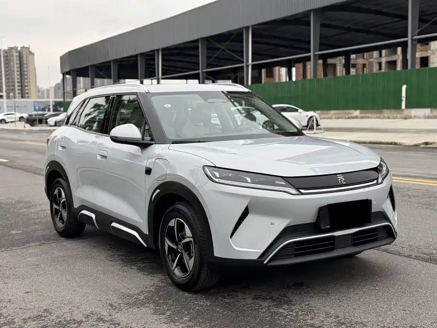 BYD Юань UP 2025 Интеллектуальная версия вождения 401 км Beyond Model