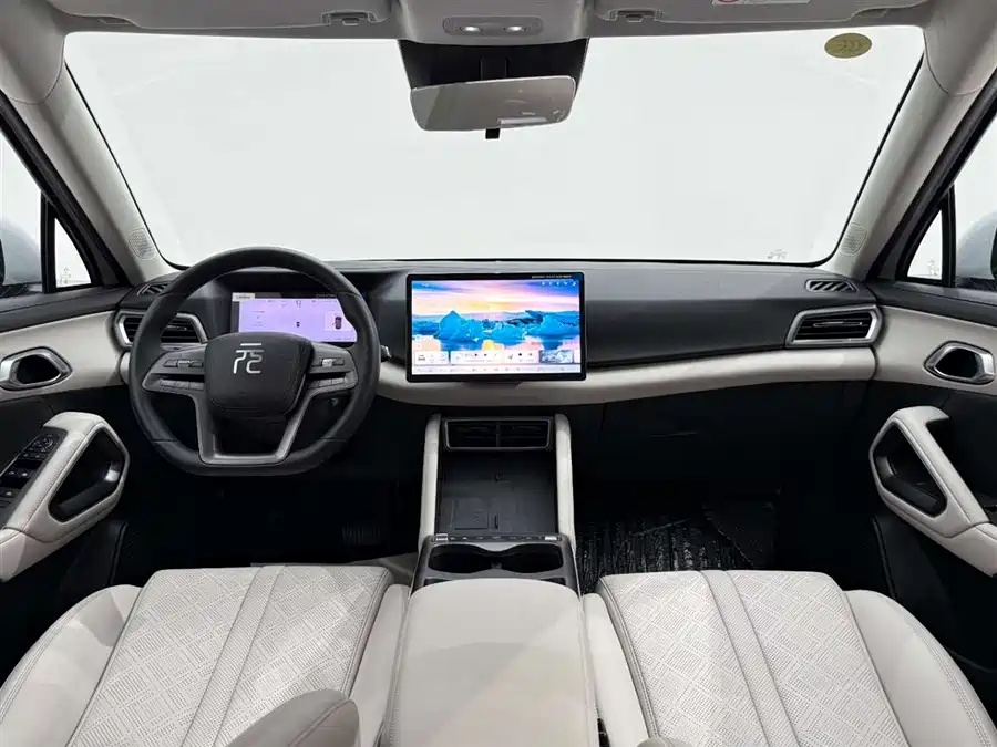 BYD Yuan UP 2025 Intelligent Driving Edition 401km Transcendent