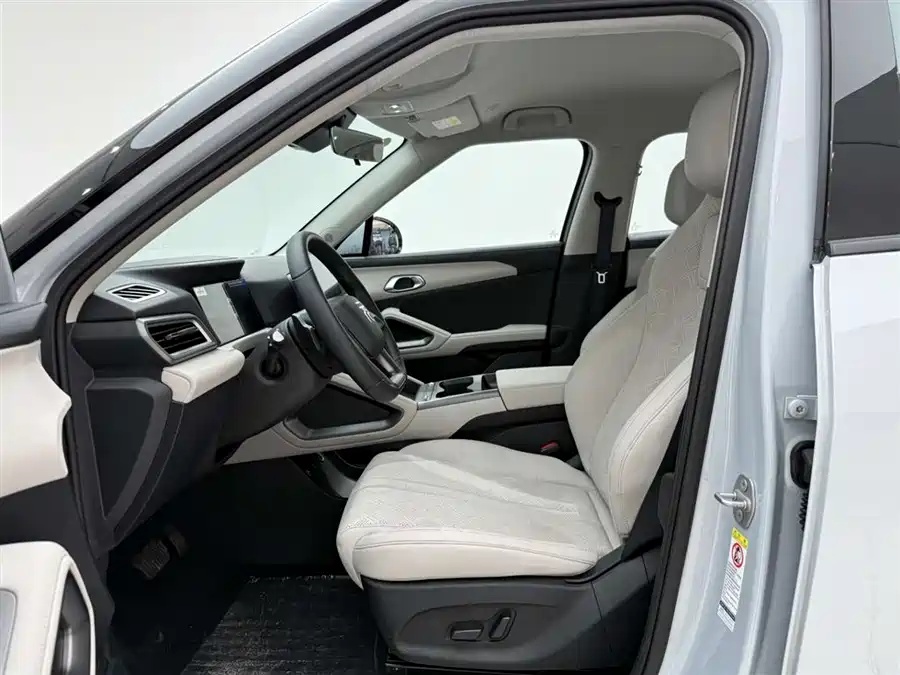 BYD Yuan UP 2025 Intelligent Driving Edition 401km Transcendent