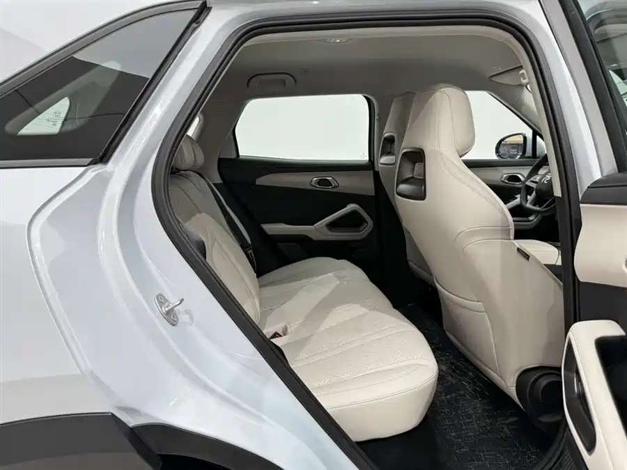 BYD Yuan UP 2025 Intelligent Driving Edition 401km Transcendent