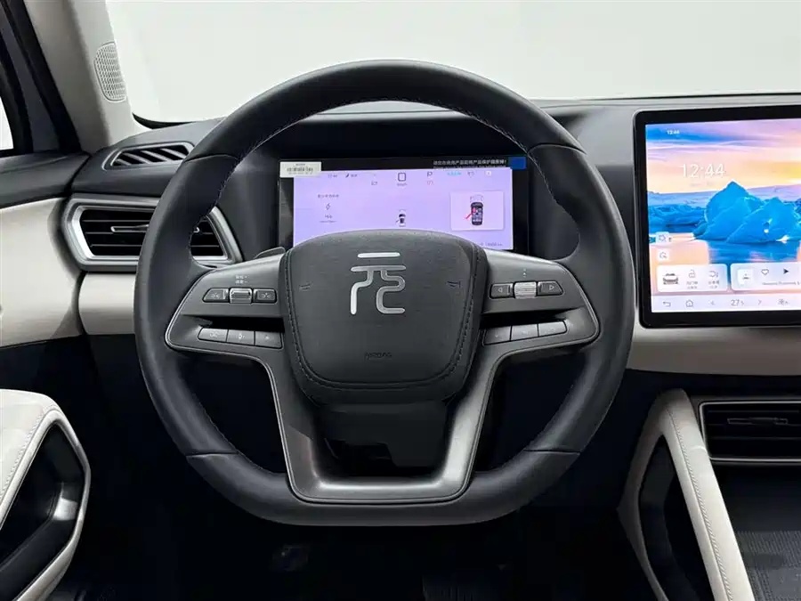 BYD Yuan UP 2025 Intelligent Driving Edition 401km Transcendent
