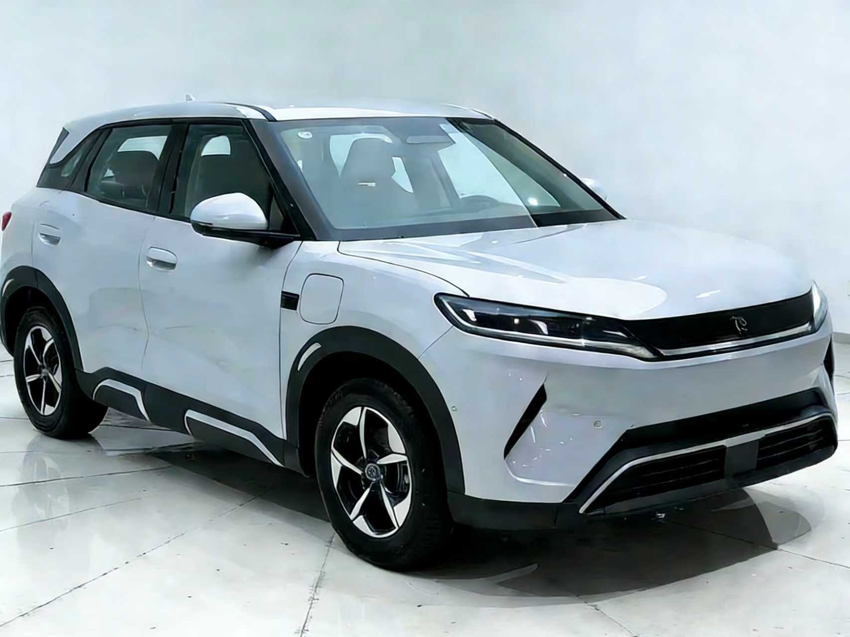 BYD Yuan UP 2025 Intelligent Driving Edition 401km Transcendent