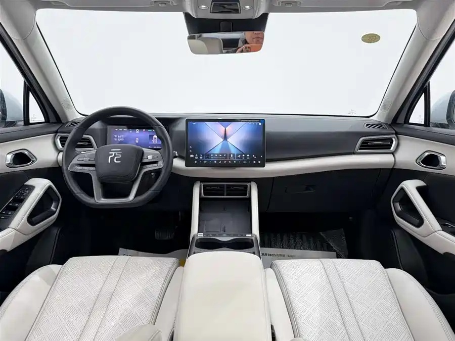 BYD Yuan UP 2025 Smart Driving Edition 401km Transcendent