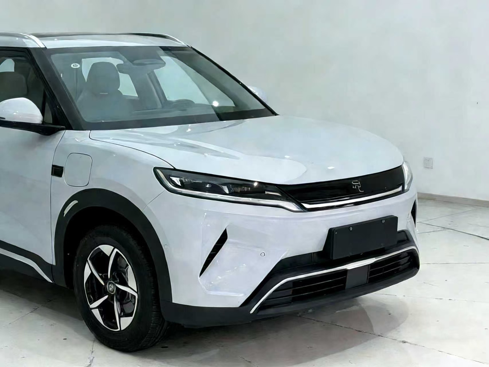 BYD Yuan UP 2025 Smart Driving Edition 401km Transcendent