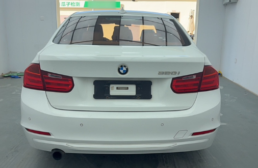 BMW 2013 BMW 3 Series 320i Fashion Edition