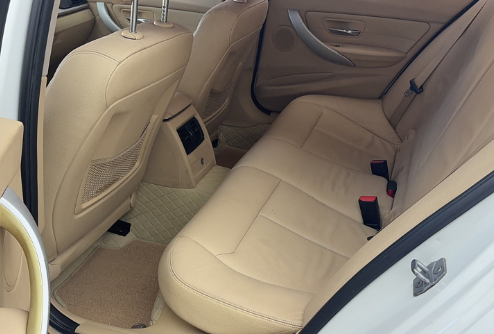 BMW 2013 BMW 3 Series 320i Fashion Edition