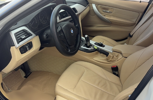 BMW 2013 BMW 3 Series 320i Fashion Edition