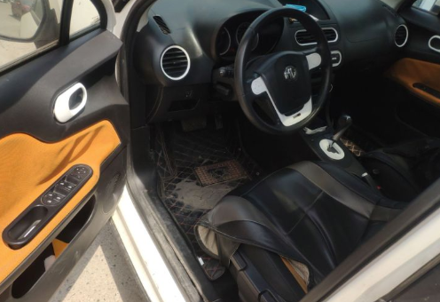 MG 2015 MG 3SW 1.5L AMT Elite Edition