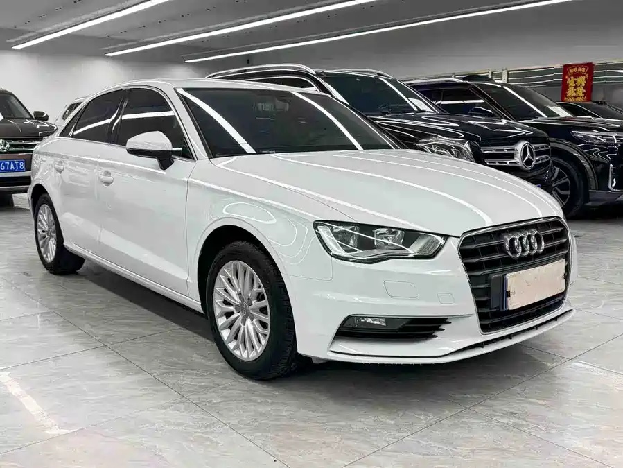 2016 Audi A3 Limousine 35 TFSI Entry Edition