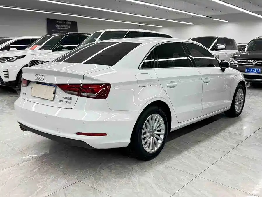 Audi 2016 Audi A3 Limousine 35 TFSI Entry Edition