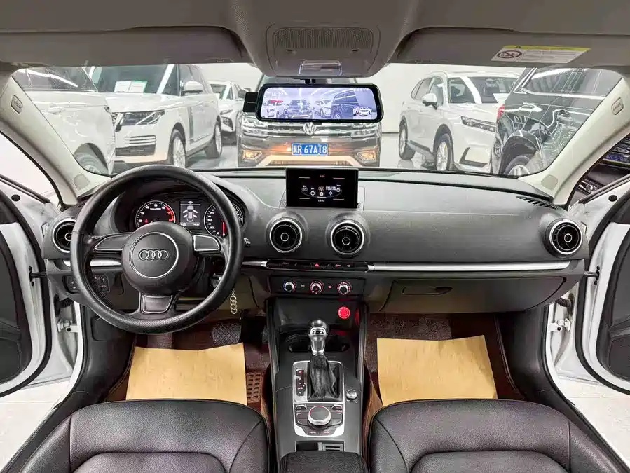 Audi 2016 Audi A3 Limousine 35 TFSI Entry Edition