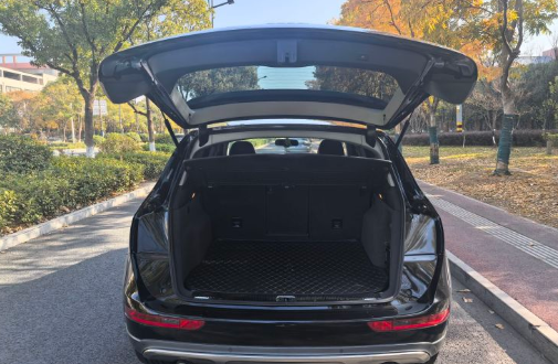 Audi 2017 Audi Q5 Plus 40 TFSI Technology Edition