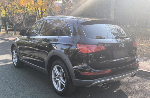 Audi 2017 Audi Q5 Plus 40 TFSI Technology Edition