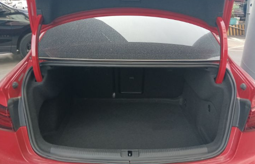 Audi 2020 Audi A3 Limousine 35 TFSI Advanced Version