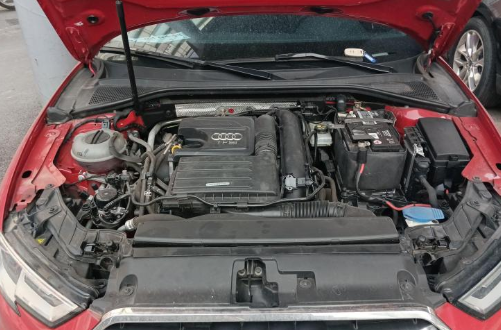 Audi 2020 Audi A3 Limousine 35 TFSI Advanced Version