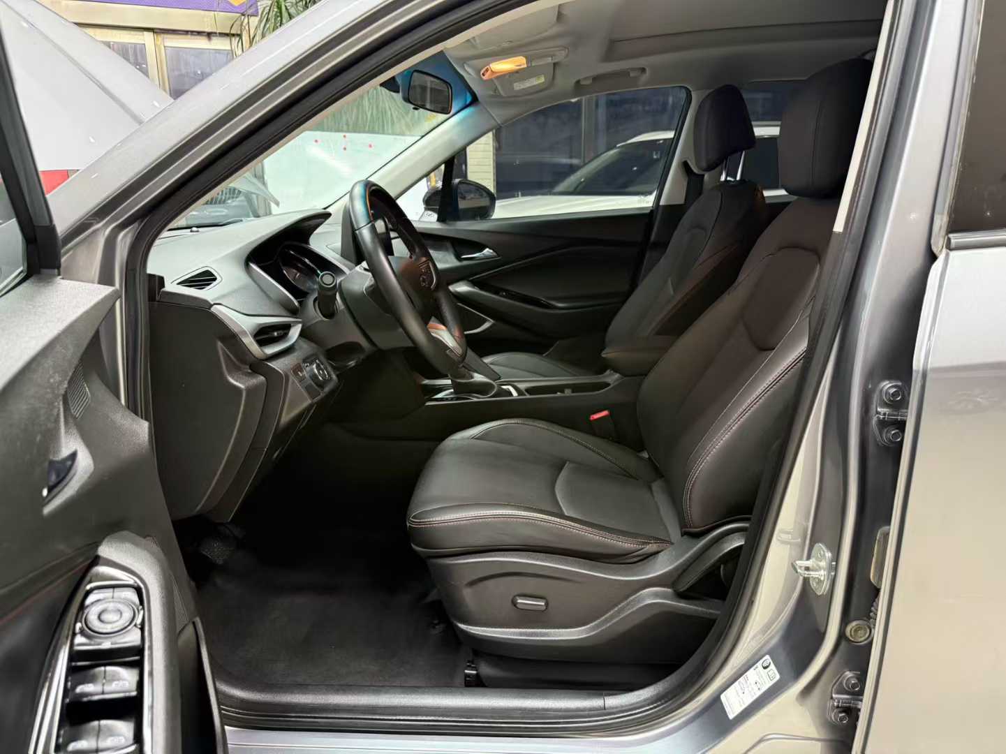 Chevrolet 2020 Chevrolet Orlando Mild Hybrid Redline 530T Automatic Premium Edition (5+2 Seats)Chevrolet