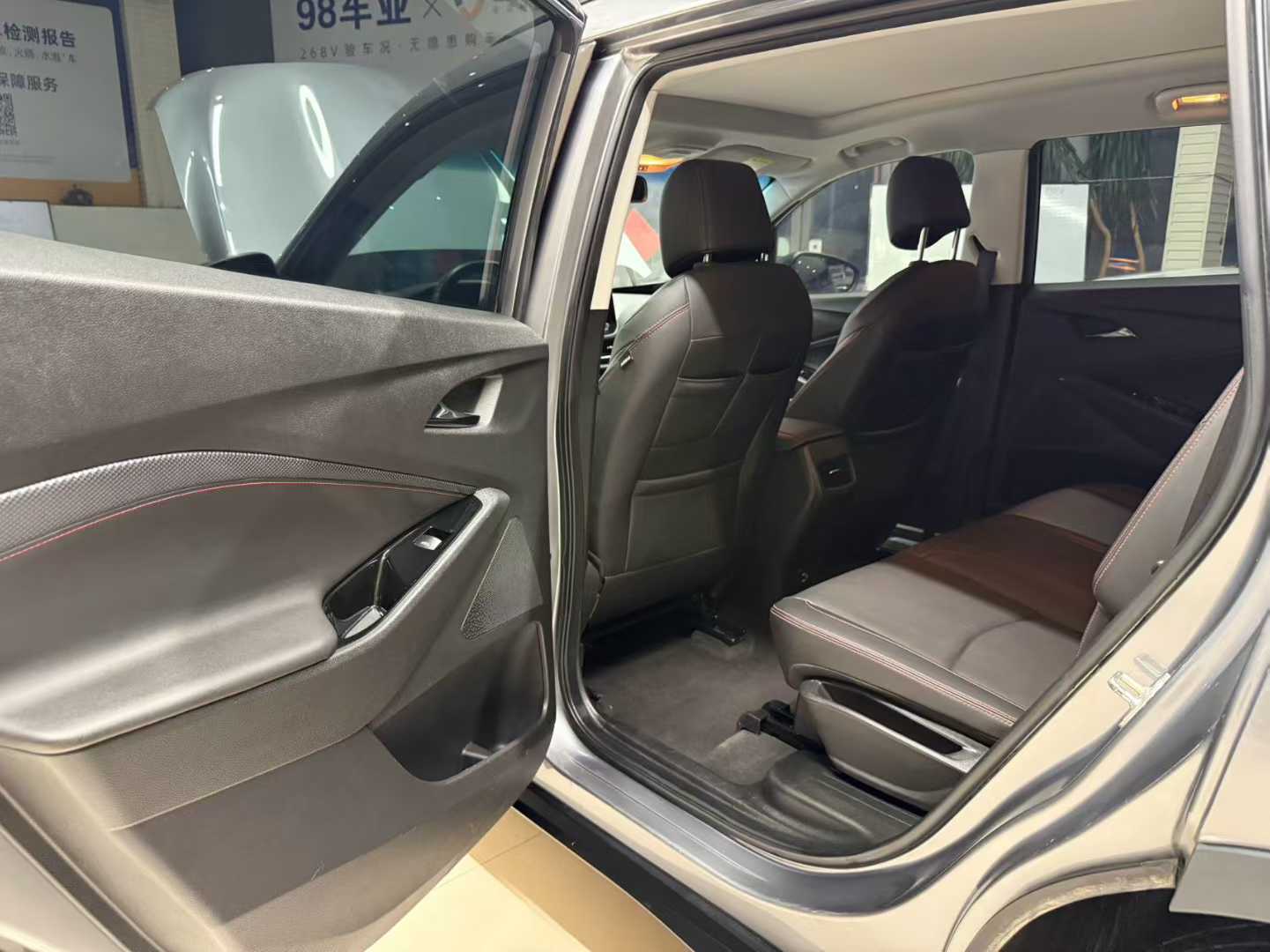 Chevrolet 2020 Chevrolet Orlando Mild Hybrid Redline 530T Automatic Premium Edition (5+2 Seats)Chevrolet