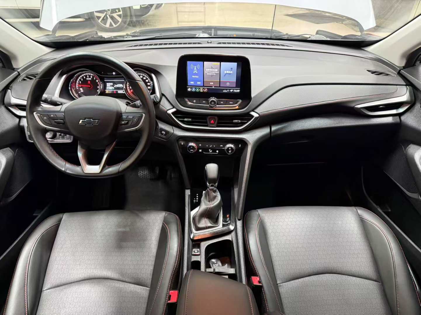 Chevrolet 2020 Chevrolet Orlando Mild Hybrid Redline 530T Automatic Premium Edition (5+2 Seats)Chevrolet