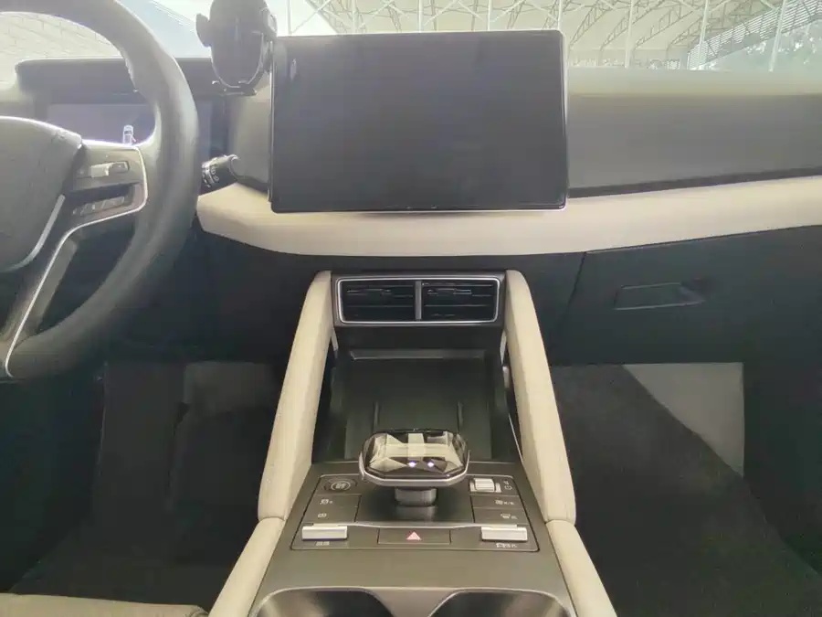 BYD 2024 BYD Yuan UP 401km Leading Edition