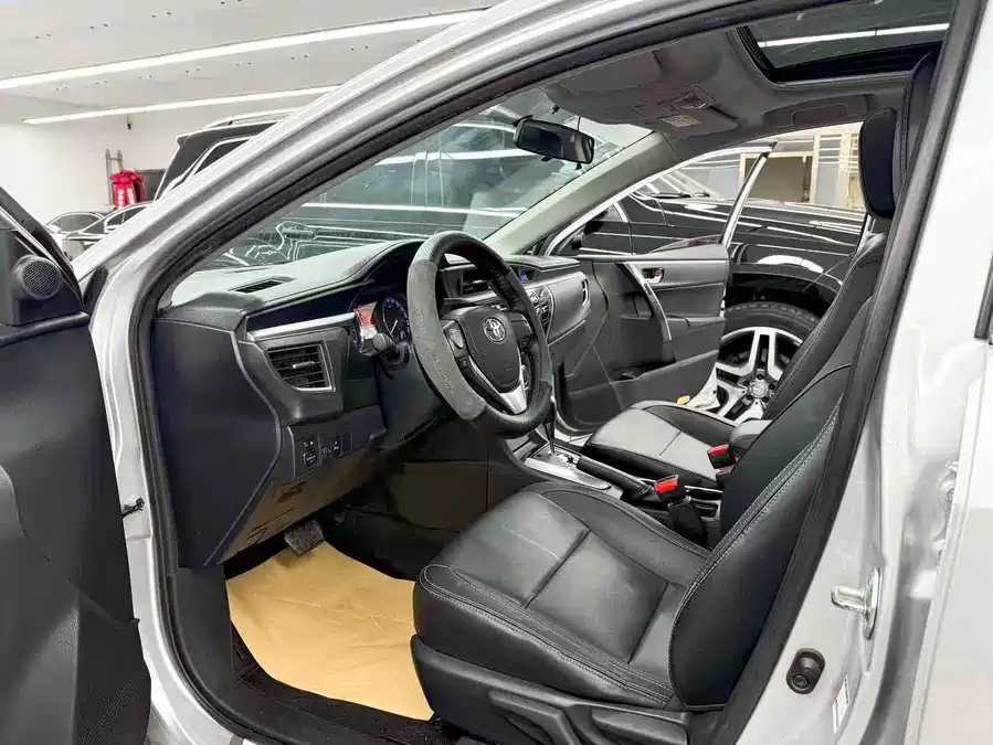 Toyota Toyota Corolla 2016 1.6L CVT GL-i Cool Edition